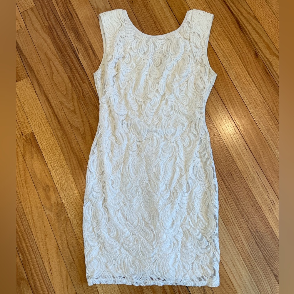 Elegant Cream Lace Dress